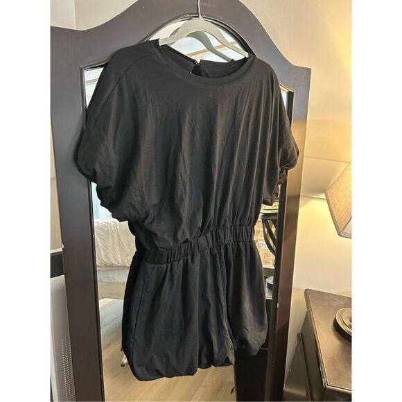 NEW Black Shorts Cotton Blend Romper M - Picture 1 of 3